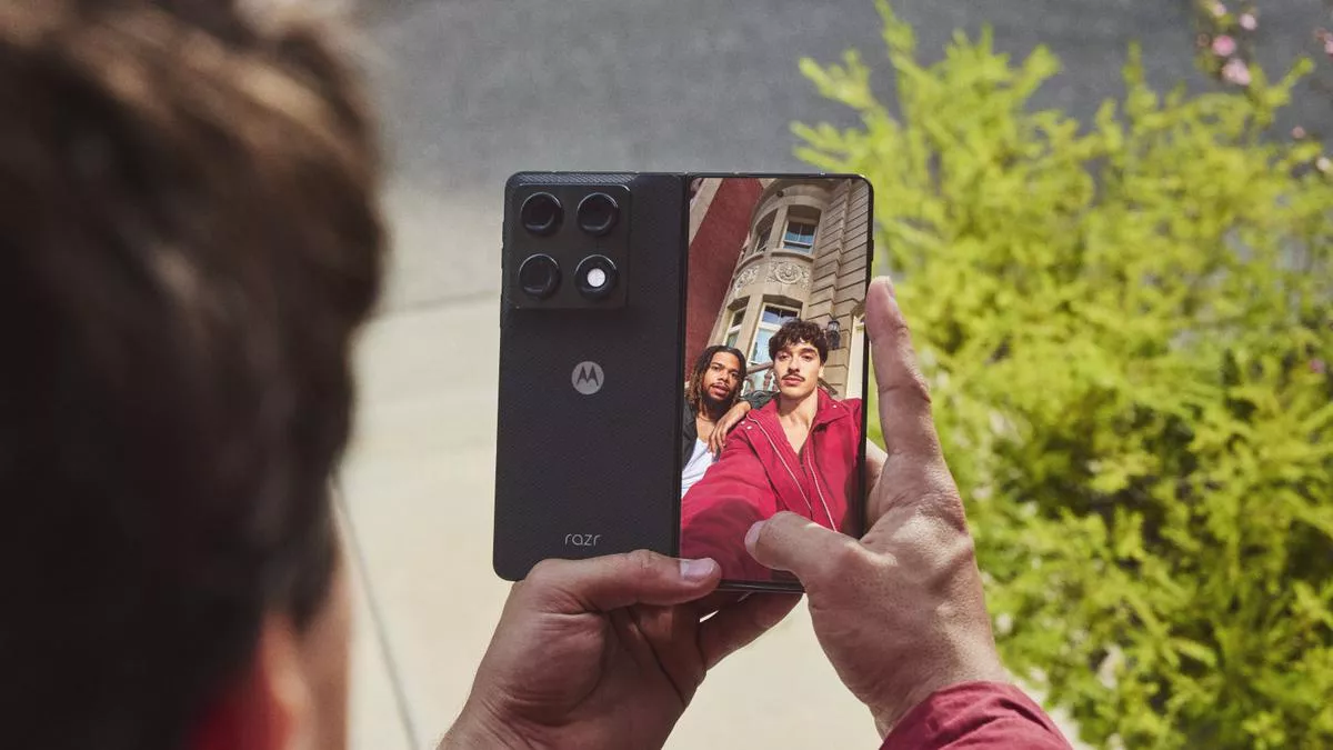 Motorola Razr Fold Resmi Hadir: Penantang Serius di Kelas Ponsel Lipat