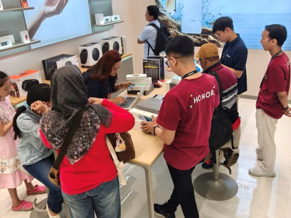 HONOR 400 Lite Turun Harga: Worth It atau Lewat Saja?