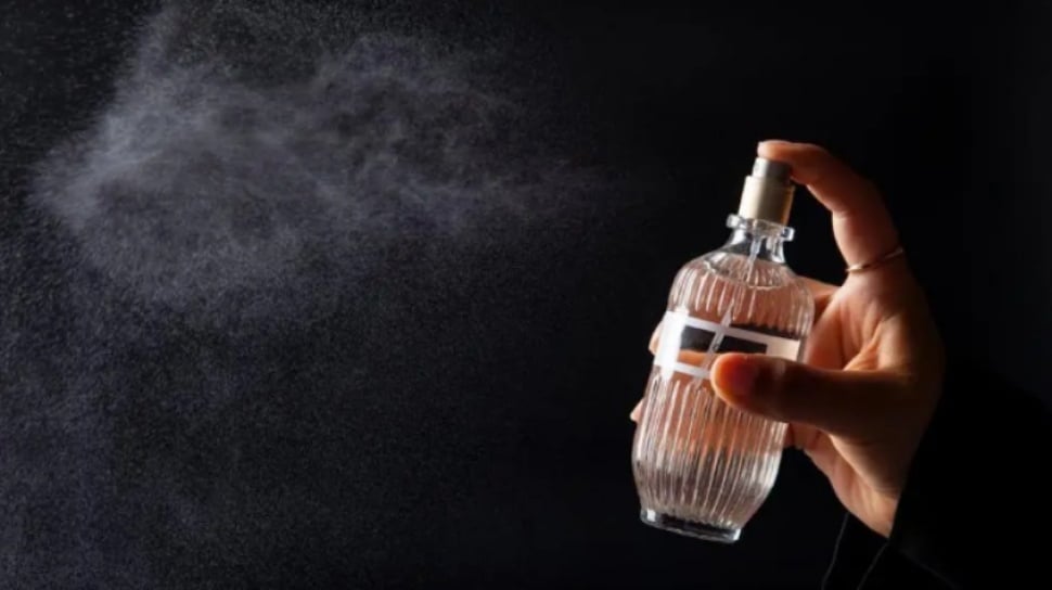 Pilih Parfum Sesuai Kepribadian: Panduan Lengkap Menemukan Aroma yang Mencerminkan Karakter Anda