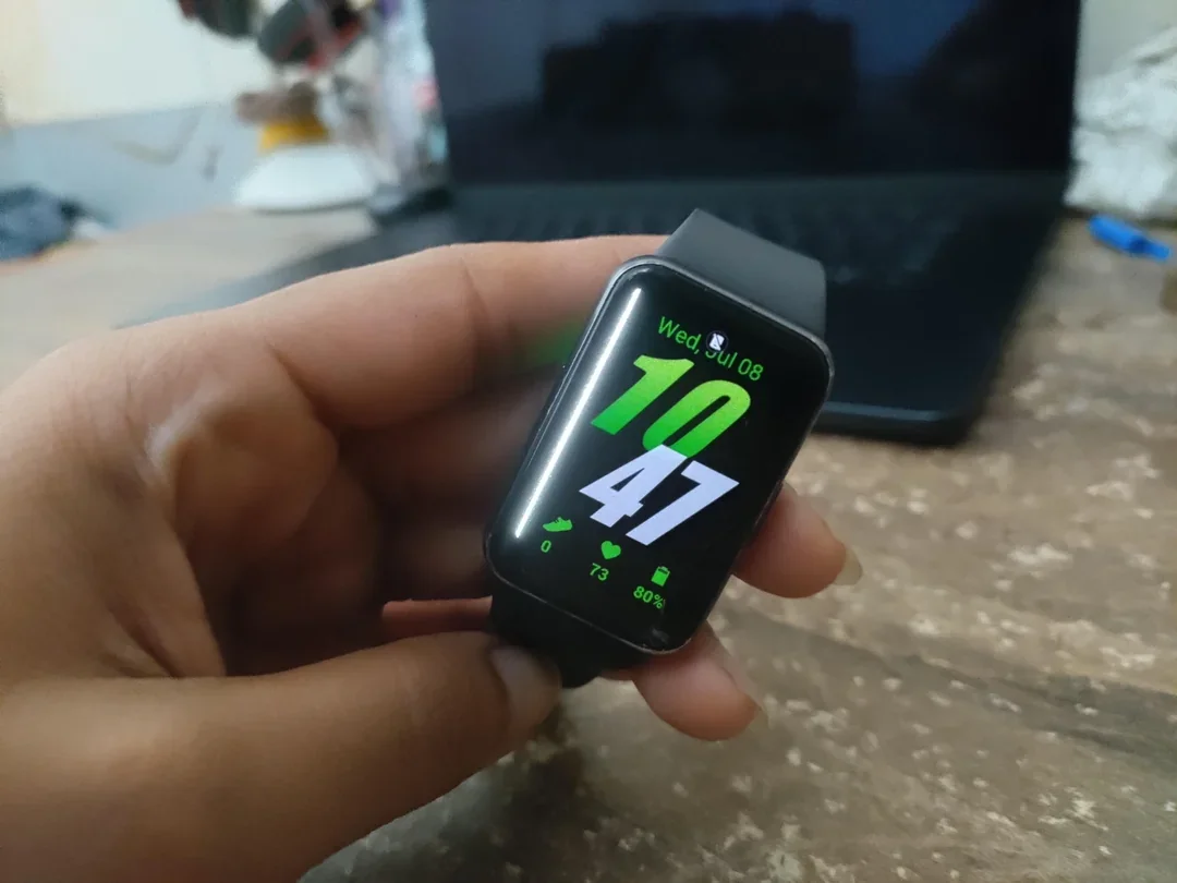 Garis Hijau di Layar Galaxy Watch: Bug One UI 8 dan Jalan Keluar