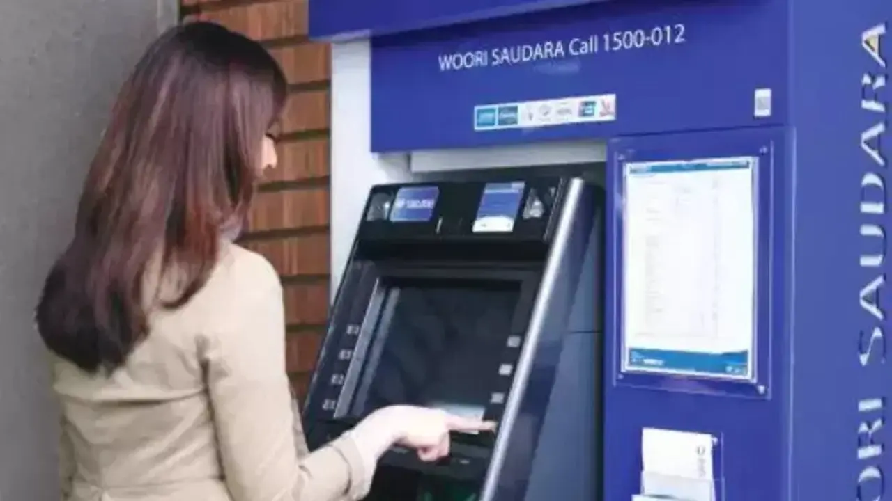 Bank Berlomba Membangun Ekosistem Digital Terintegrasi untuk Loyalitas Nasabah