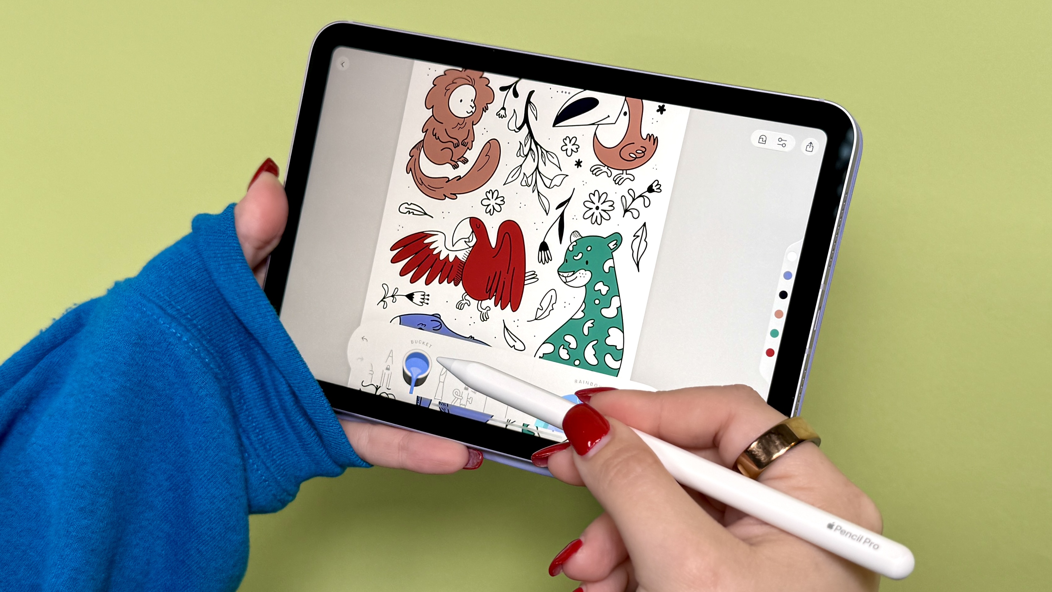 iPad mini OLED: Lompatan Layar untuk Desainer dan Profesional