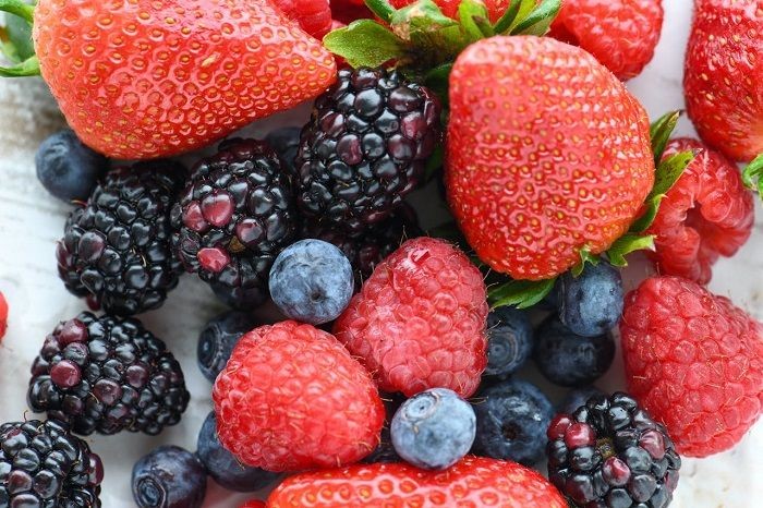 Makanan dan Minuman untuk Kulit Glowing: Panduan Nutrisi