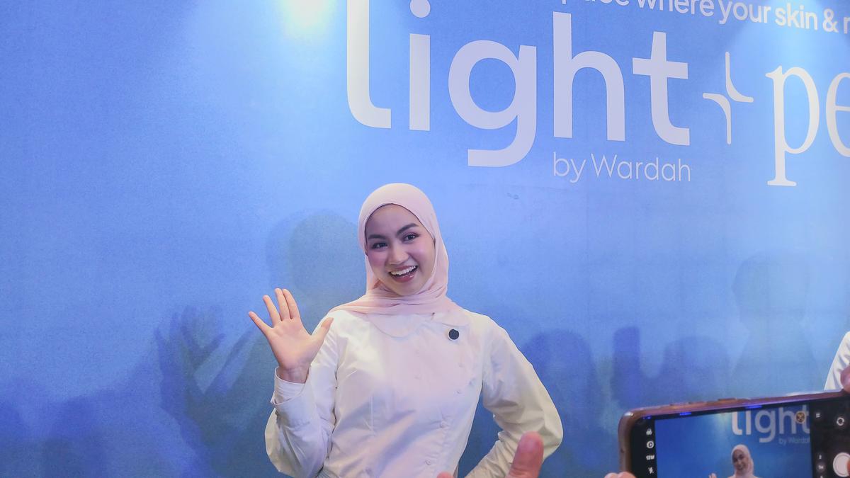 Rutinitas Skincare Minimalis Selebriti: Skin Barrier dan Kecantikan Alami