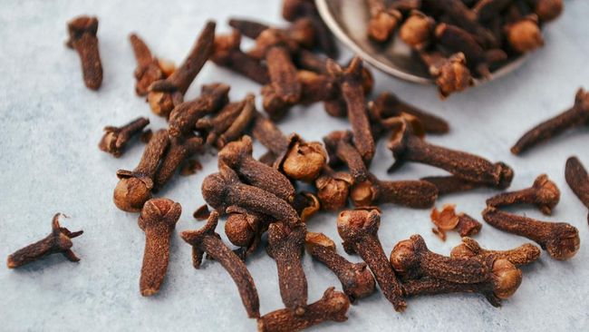 Cengkeh untuk Rambut: Antioksidan Kuat untuk Kulit Kepala Sehat