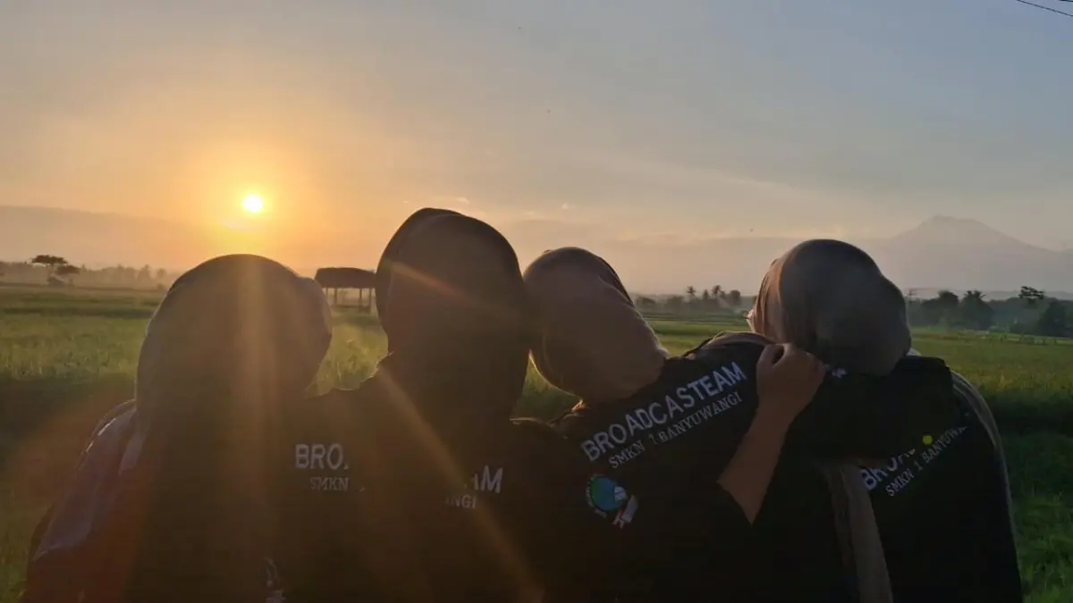 Spot Terbaik Berburu Golden Hour dan Rahasia Cahayanya