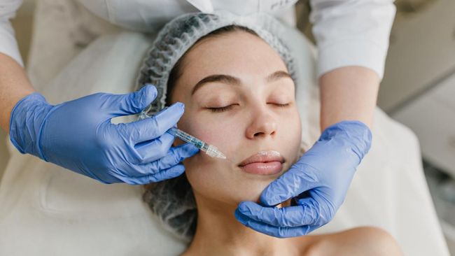 Face Yoga vs Botoks: Memilih Cara Rejuvenasi Wajah Non-Invasif