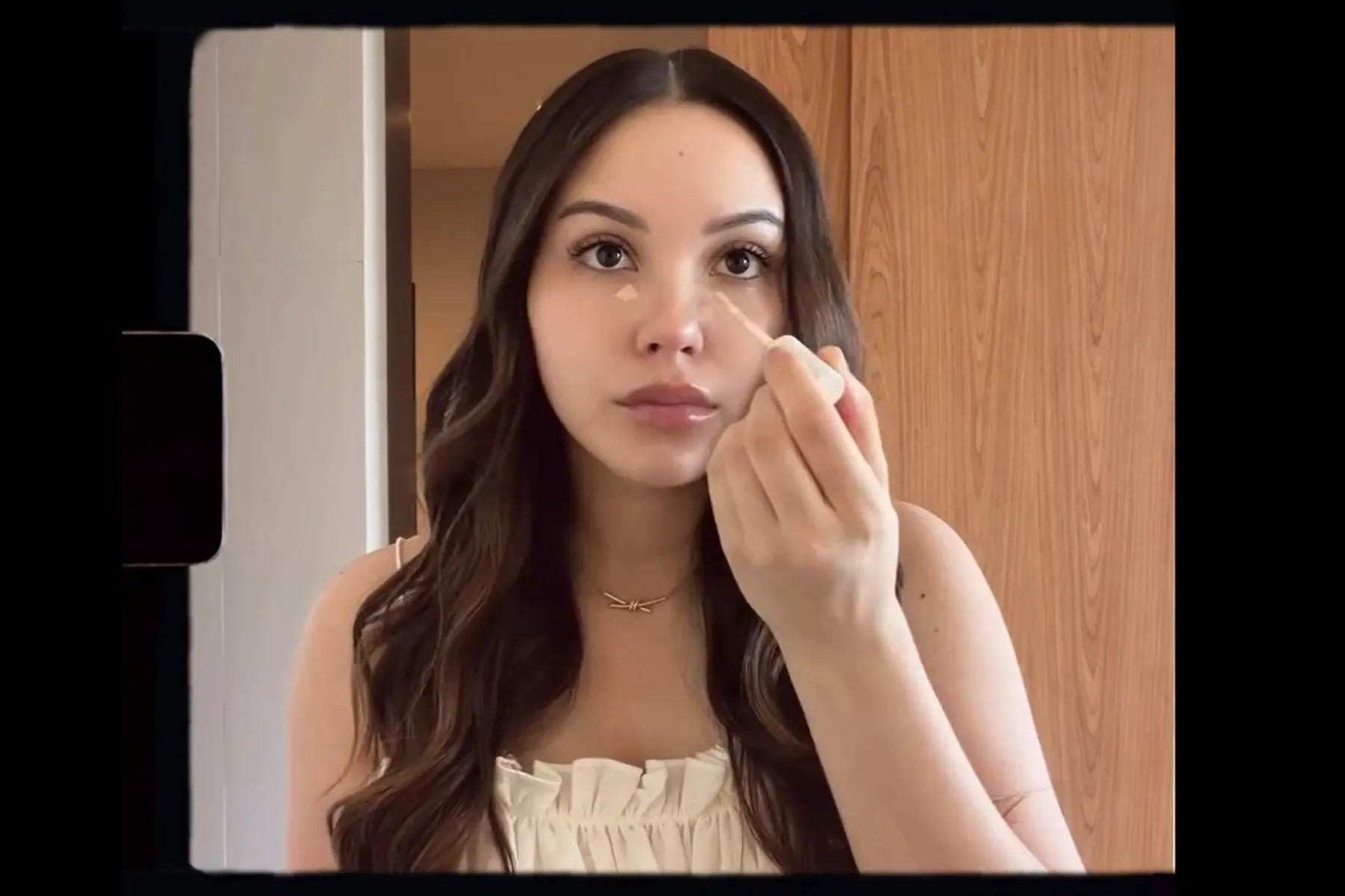 Tiru Makeup Simple Glam Alyssa Daguise untuk Daily Look Fresh