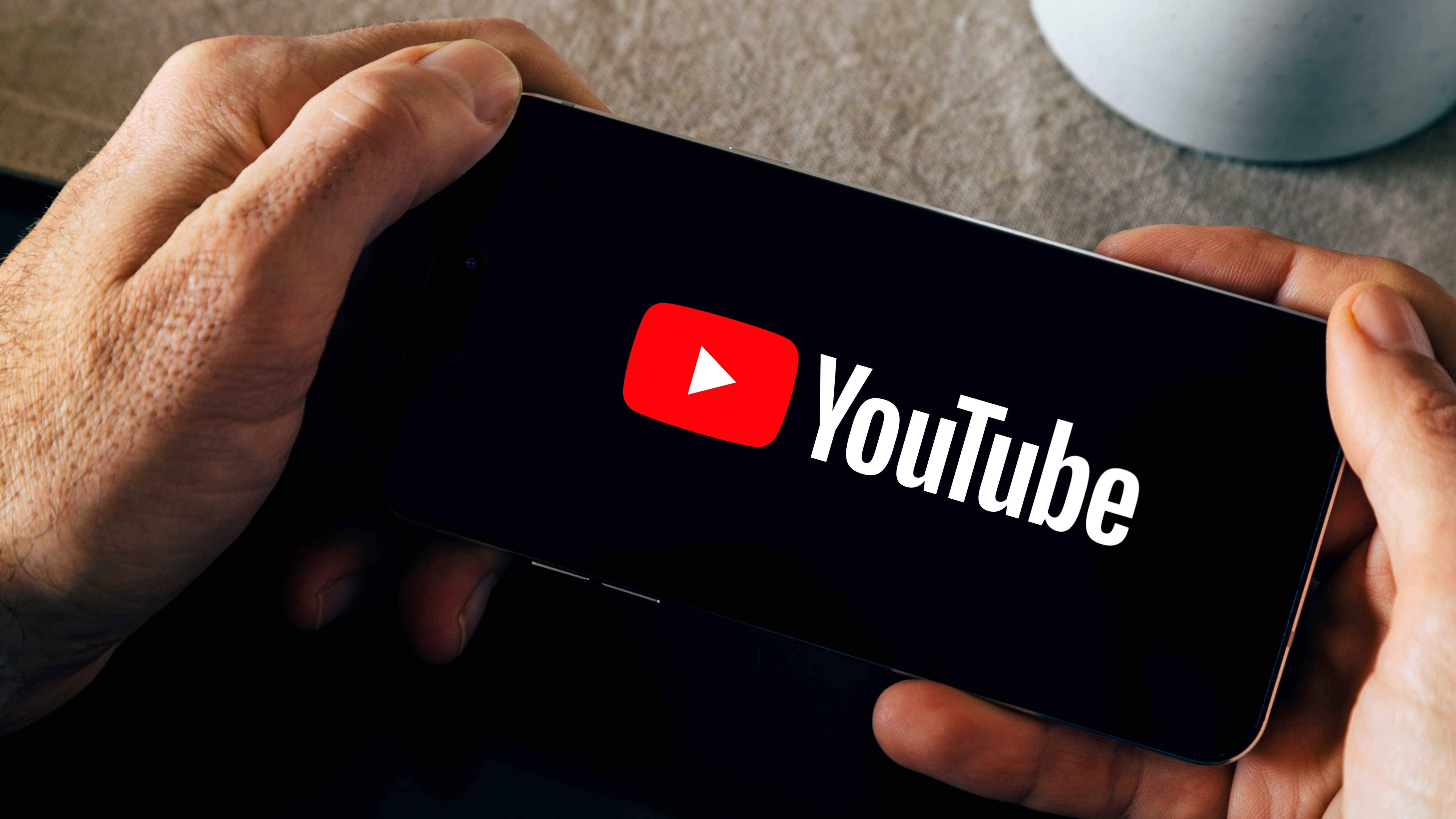 YouTube Picture-in-Picture Bug di iPhone dan Android