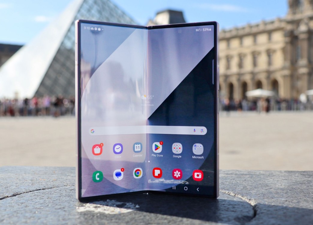 Samsung Tarik Rem Ultra: Galaxy Z Fold 8 Wide Jadi Senjata Utama Hadapi iPhone Lipat