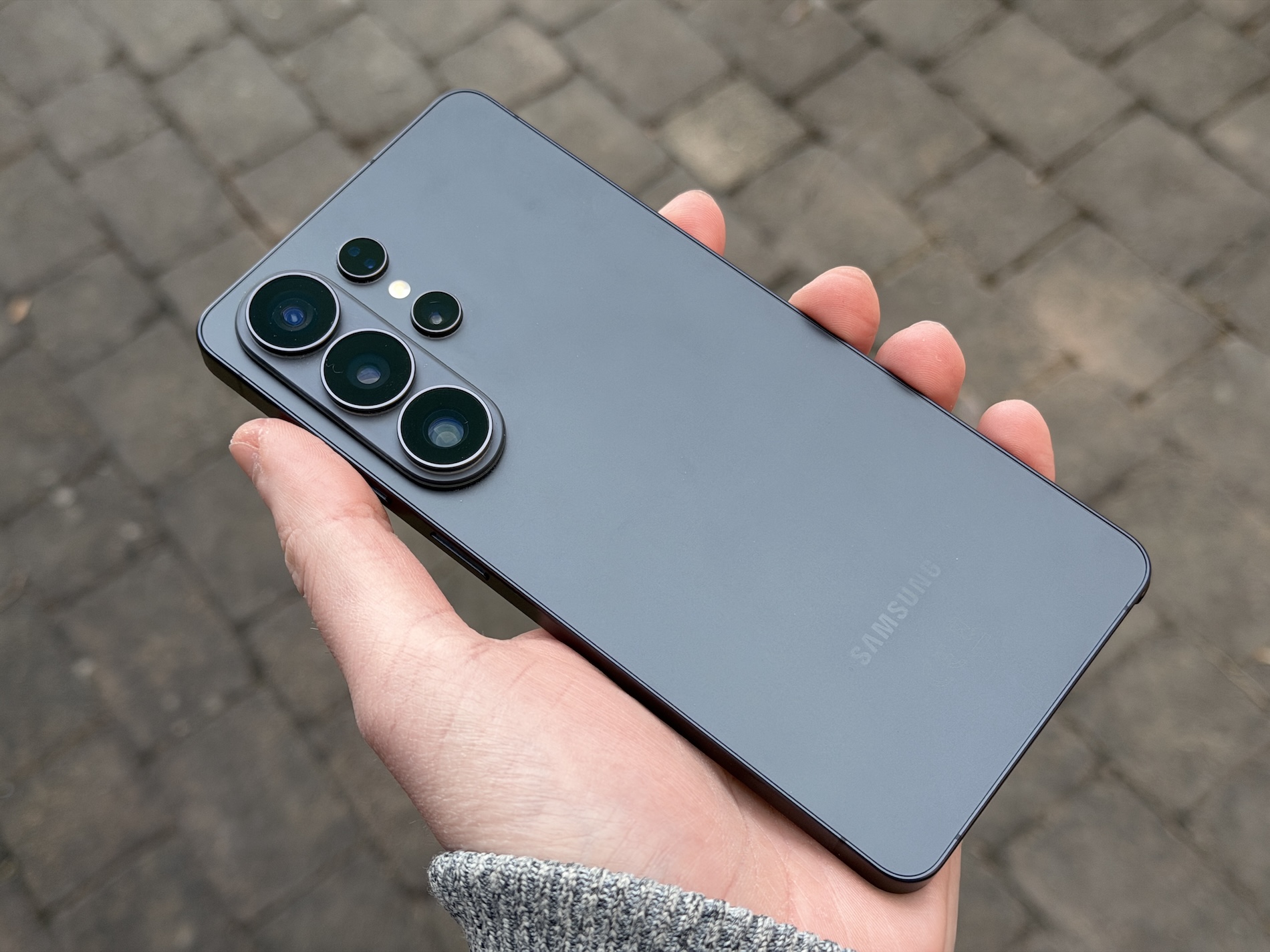 Bocoran Galaxy S27: Kamera Selfie 16MP dan Varian Pro Mengubah Wajah Flagship Samsung