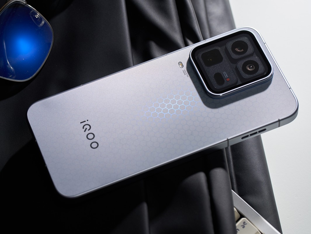 iQOO 16T: Flagship Gaming Berkipas dengan Snapdragon 8 Elite Gen 6