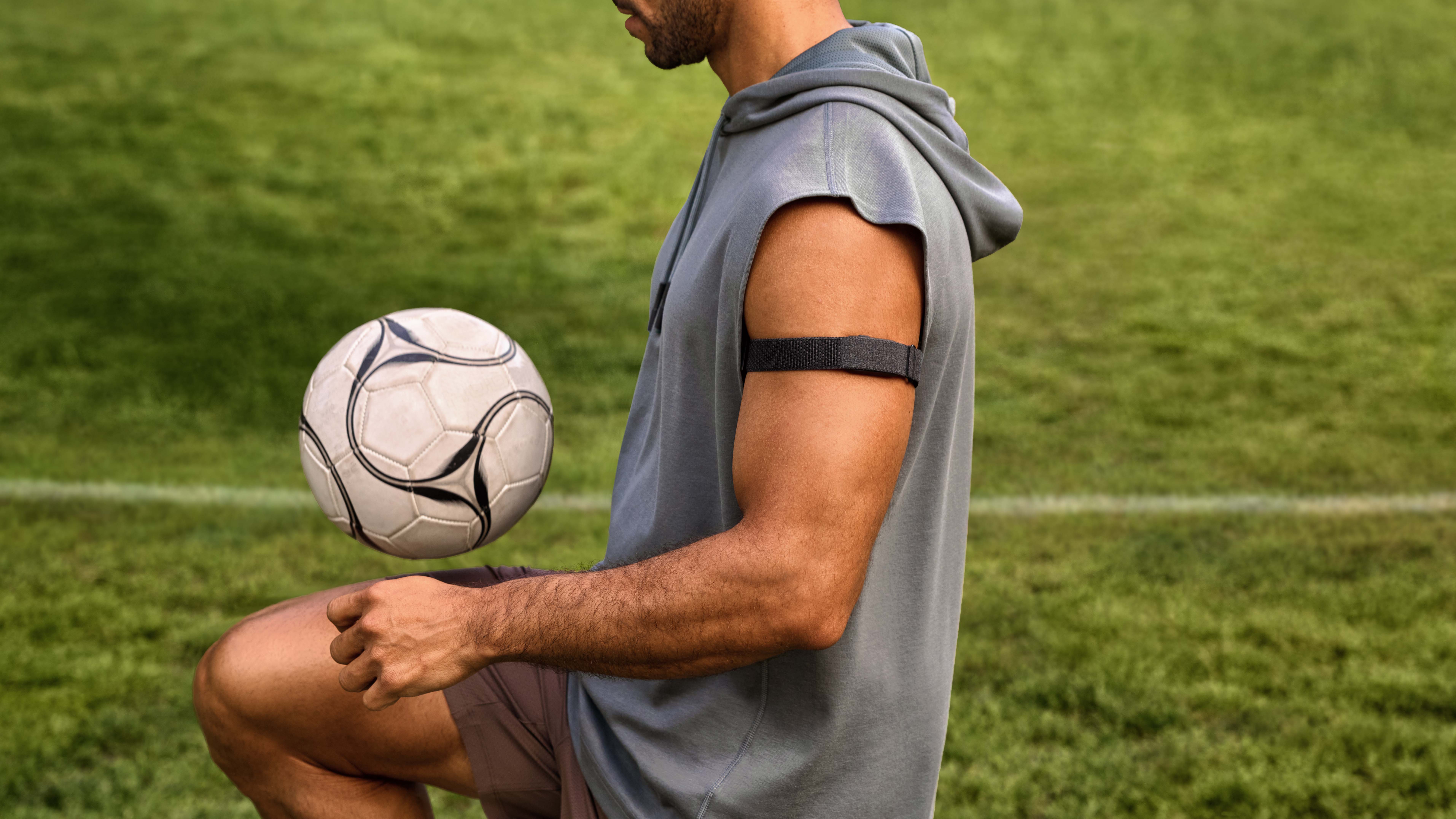 Garmin Cirqa: Gelang Pintar Tanpa Layar Untuk Atlet Serius