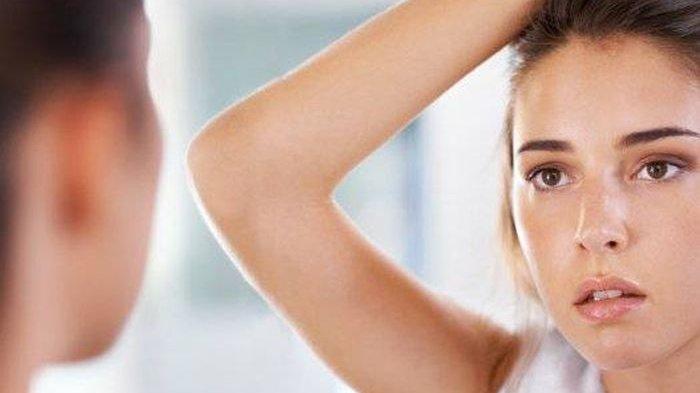Mengapa Wajah Tetap Berminyak Meski Tanpa Aktivitas: Penyebab dan Urutan Skincare Harian