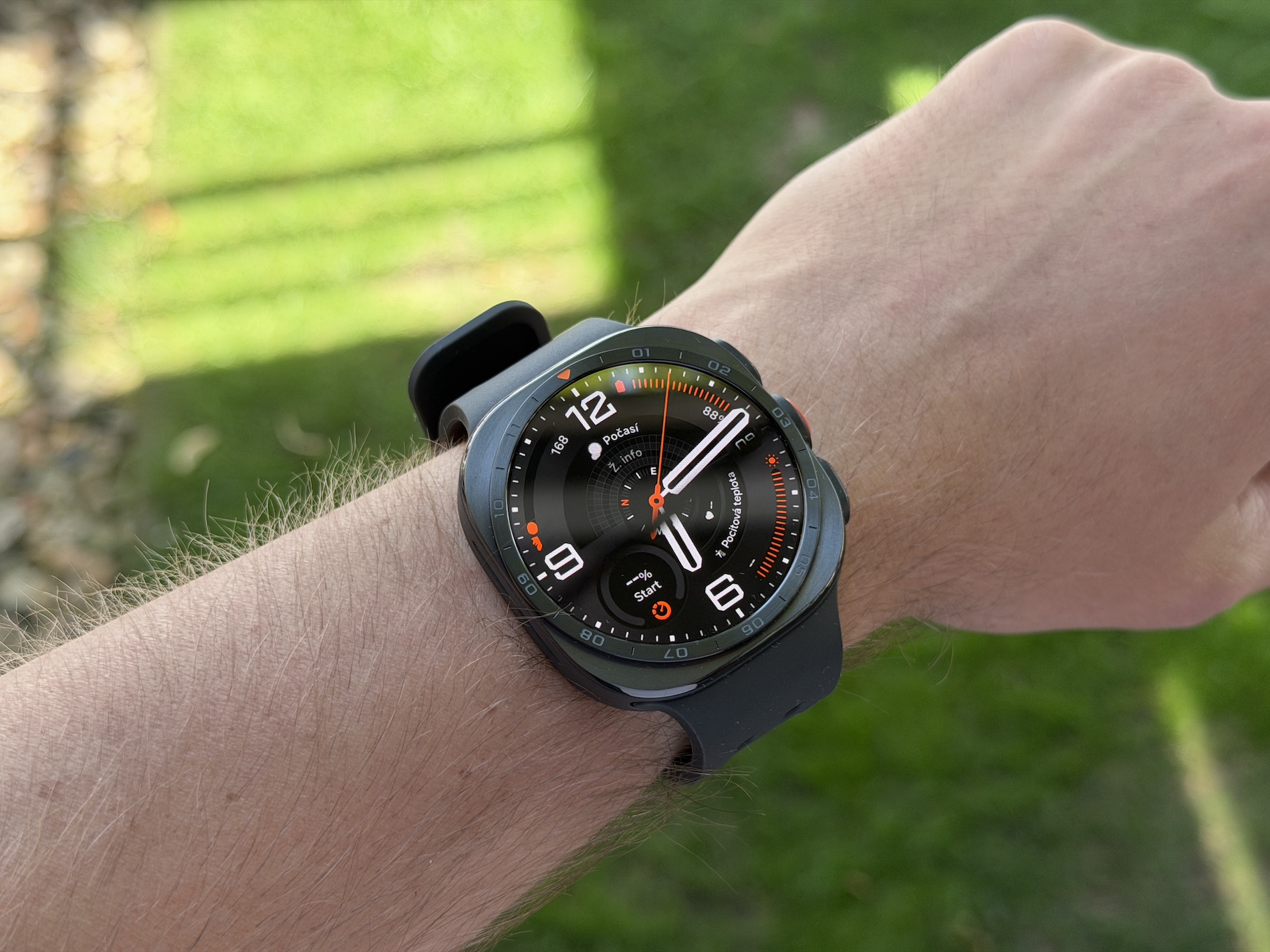 Galaxy Watch 9 vs Ultra 2: Chipset, Baterai, dan Fitur Kesehatan