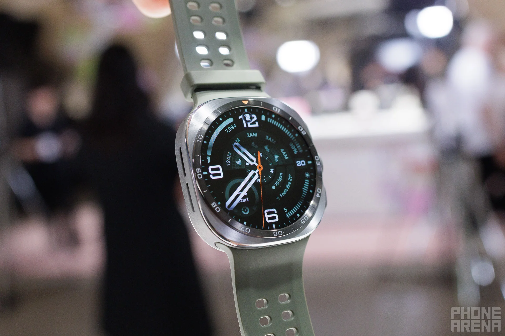 Galaxy Watch Ultra 2: Tipis, Tangguh, dan Tetap 800mAh