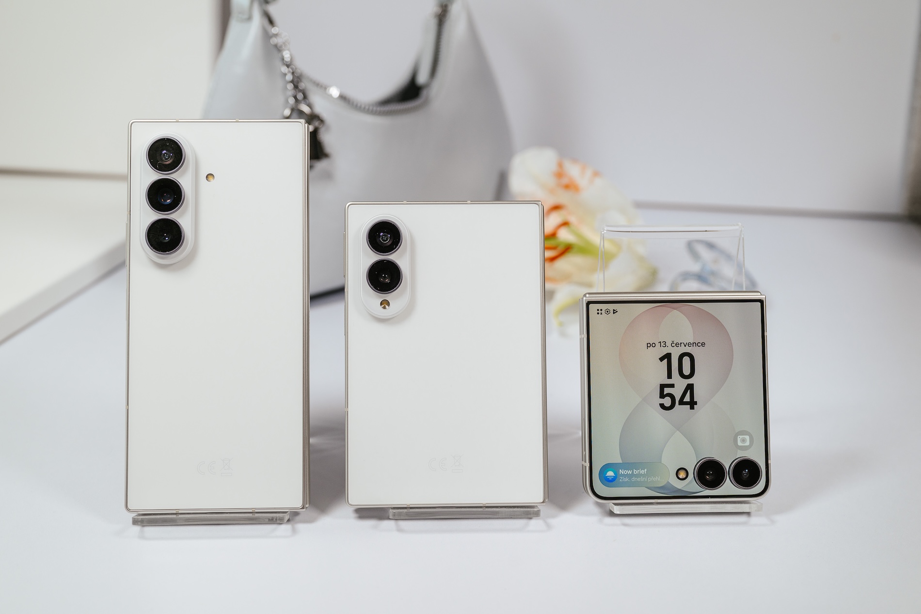 Apakah Lipatan Layar Galaxy Z Fold8 Ultra Benar-Benar Hilang?
