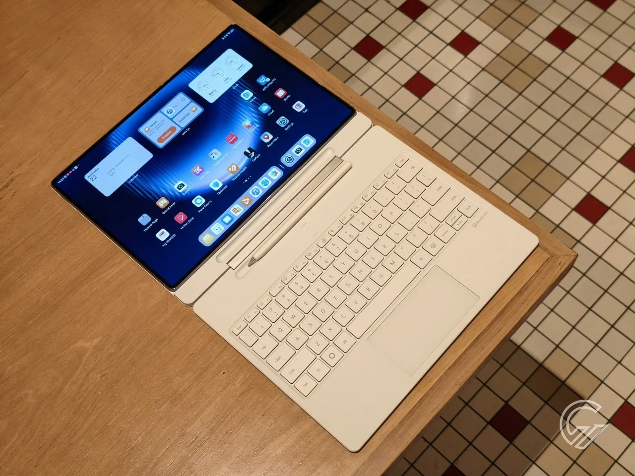 MatePad Pro Max Resmi Hadir: Tablet Jumbo Serius untuk Produktivitas