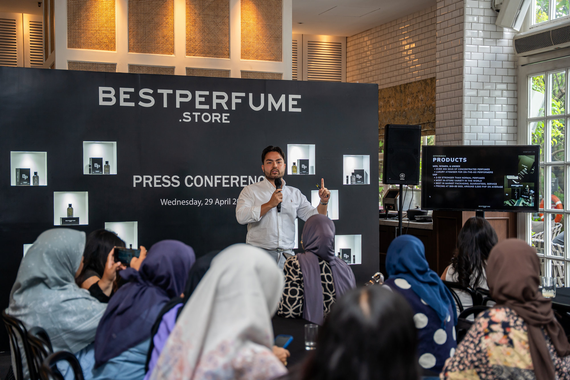 Mengapa Performa Parfum Baru Jelas Setelah 8–10 Jam