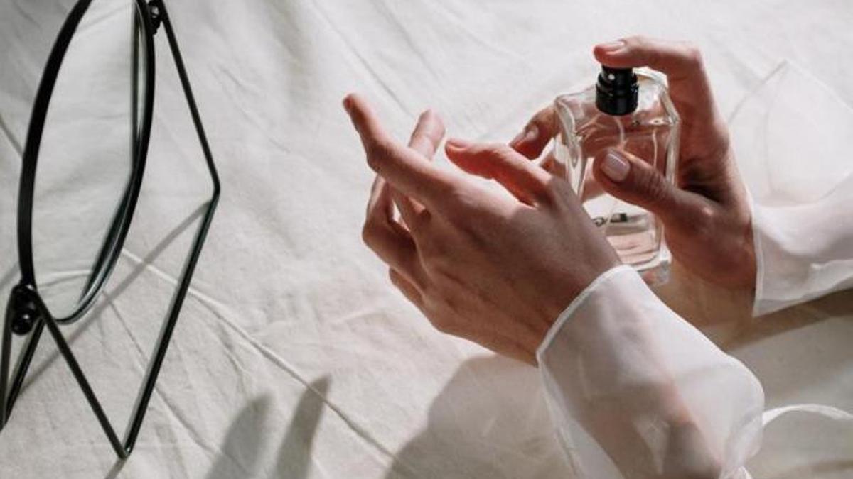 Teknik Aplikasi Parfum di Titik Nadi untuk Daya Tahan Maksimal