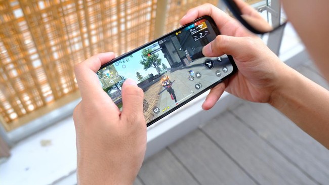 Performa Gaming Flagship: Samsung Galaxy S26 Ultra vs iPhone 17