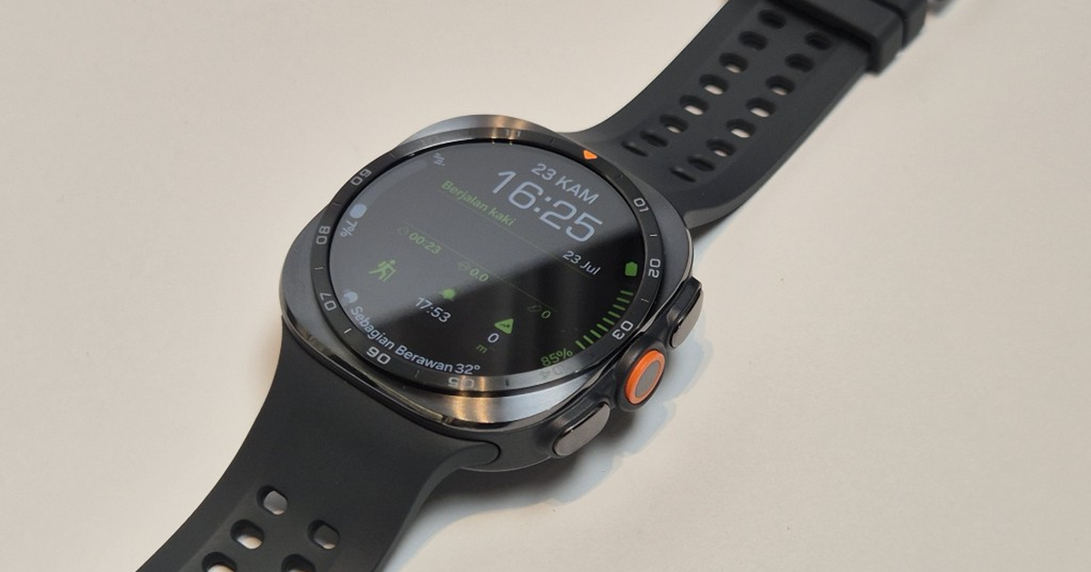 Strava Jadi Aplikasi Bawaan Galaxy Watch: Routes dan Samsung Health Makin Padu