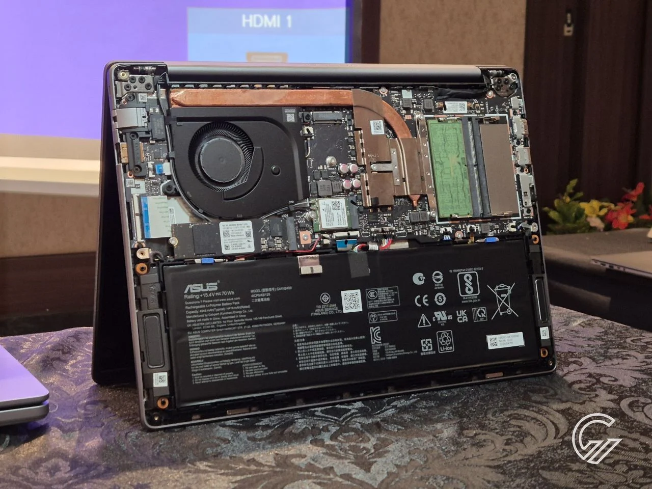 ASUS ExpertBook P5 G2: Laptop Bisnis OLED untuk Profesional Mobile