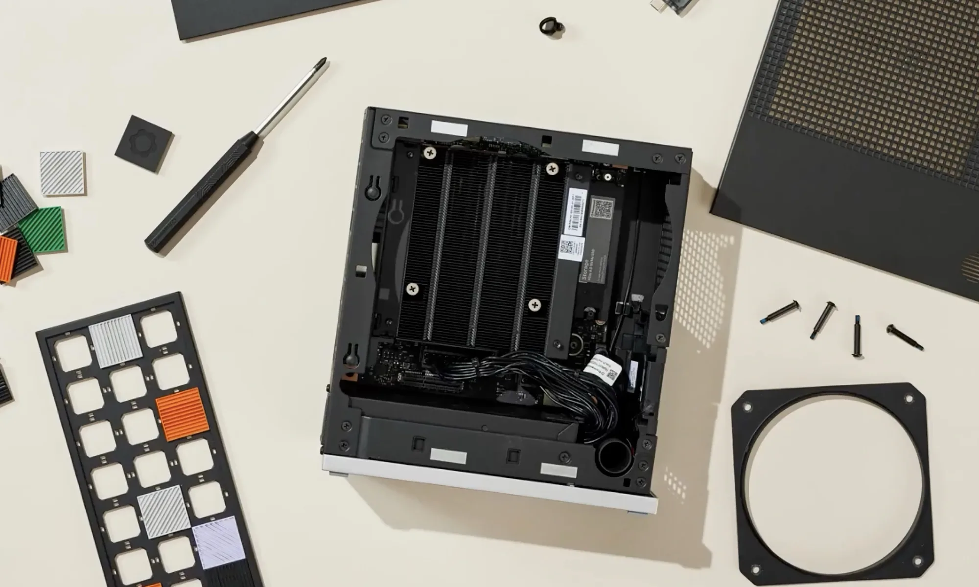 Framework Desktop Ryzen AI: Mini-ITX yang Menantang Dominasi Cloud