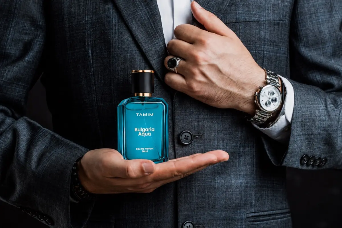 Panduan Memilih Parfum Pria Maskulin Beraroma Woody dan Clean