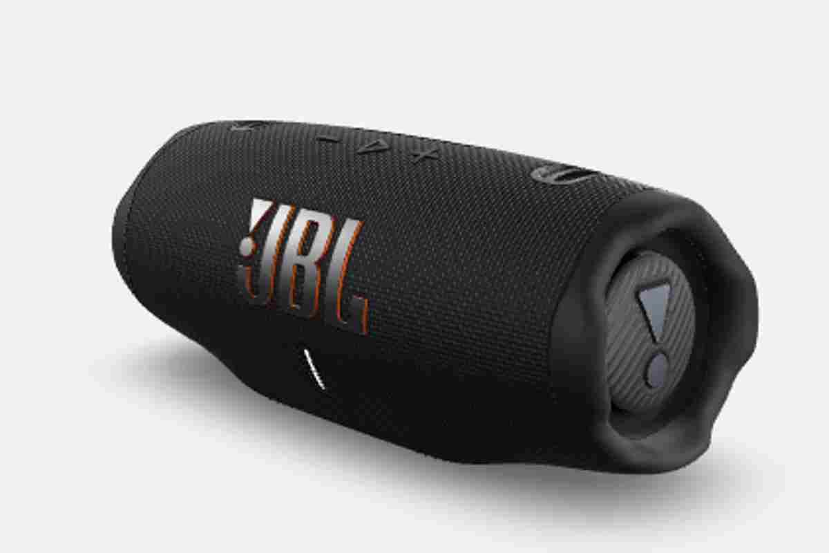 Perbandingan Speaker Portable Terbaik: JBL Charge 6 vs Rival AI dan 50W