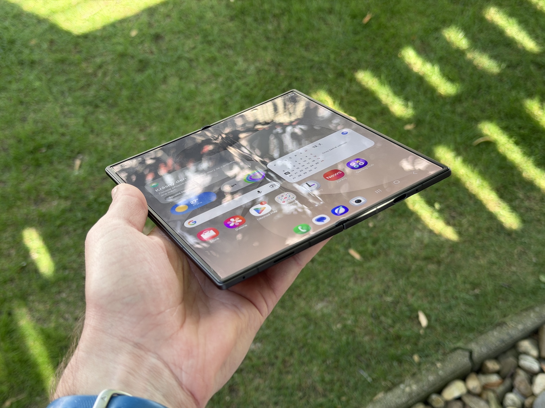 Galaxy Z Fold8 Ultra vs Z Fold7: Upgrade Sepadan?