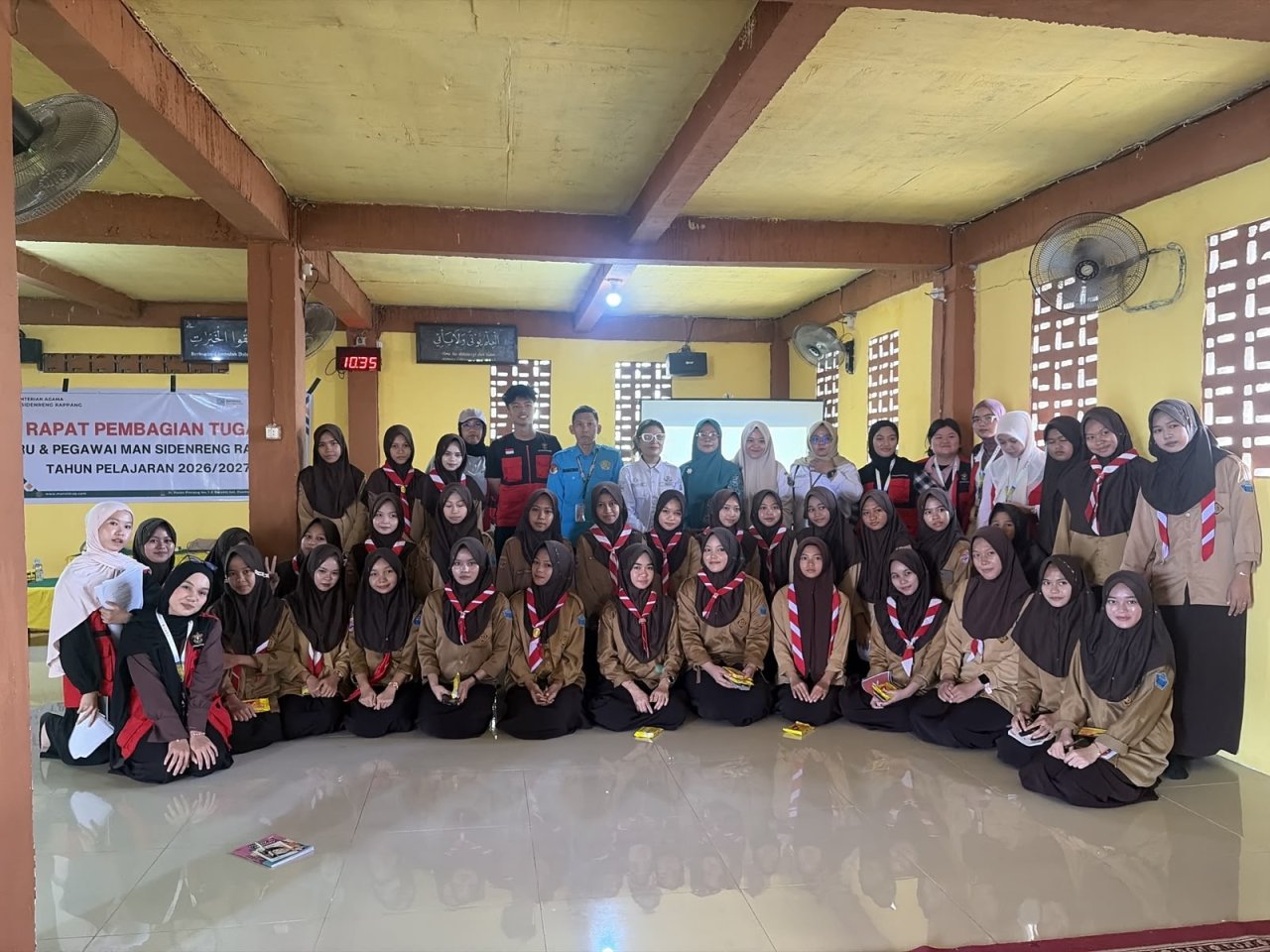 Dari Pabrik ke Konsumen: Edukasi Produksi Kosmetik dan Lahirnya Kepercayaan pada Produk Lokal