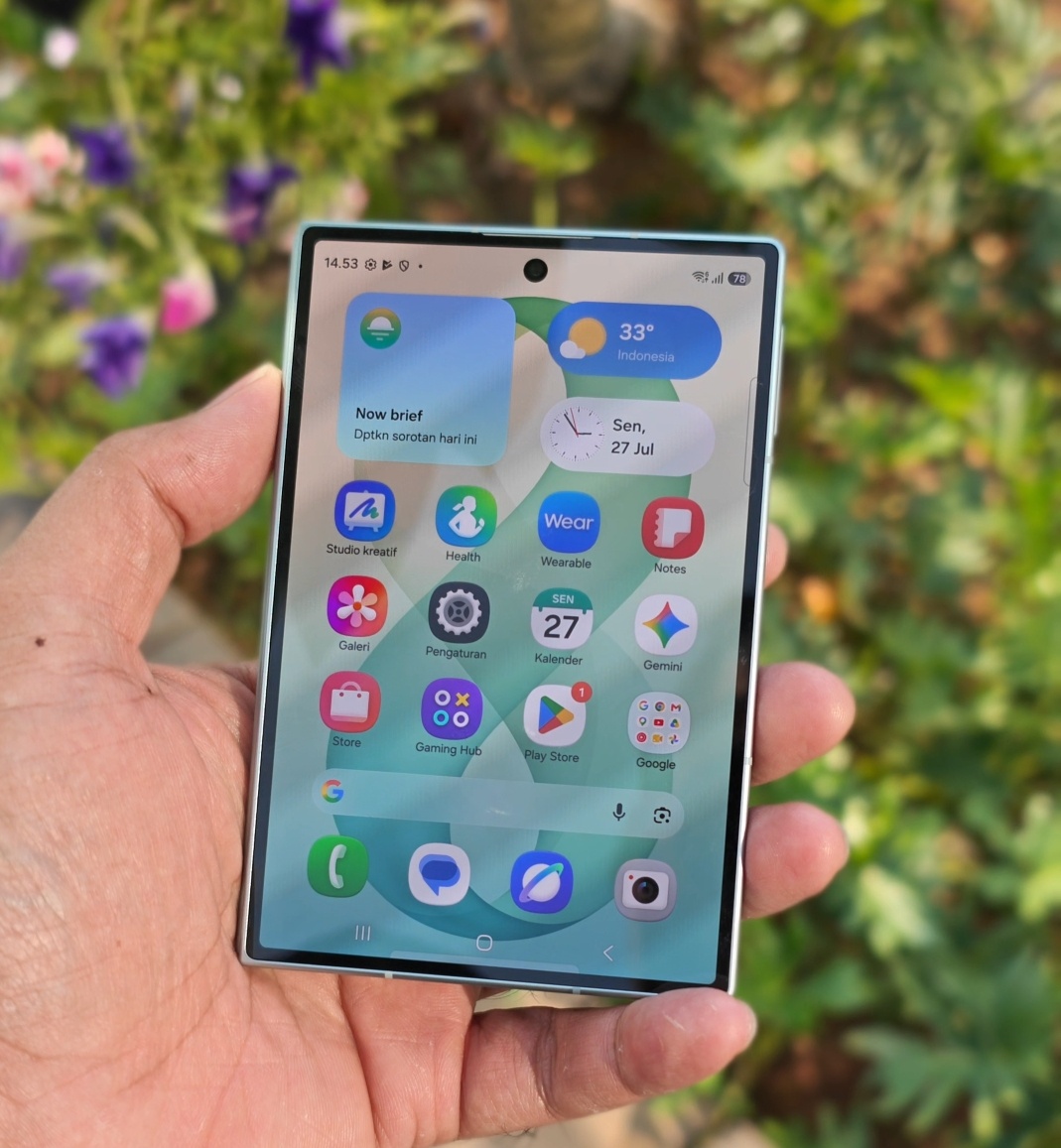 Samsung Galaxy Z Fold8: Tipis, Nyaman Dibaca, Perlu Adaptasi Genggaman