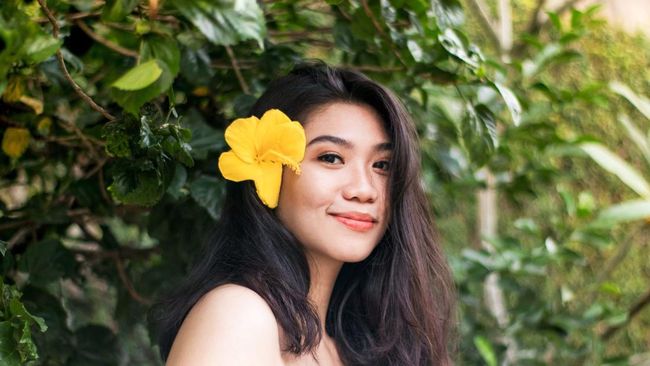 7 Bahan Alami Ampuh Atasi Rambut Rontok dan Ketombe dari Dapur