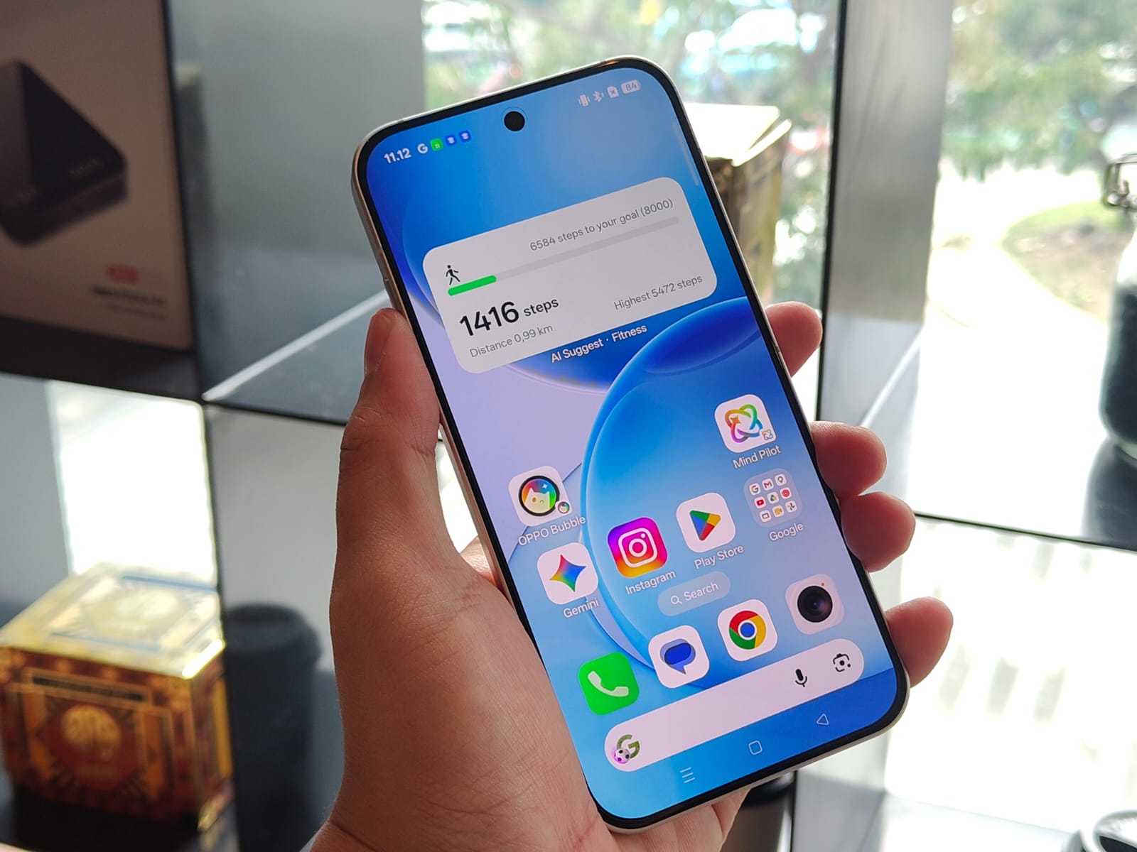 Oppo Reno16 5G: Ponsel Ringkas Premium dengan Kamera 50MP