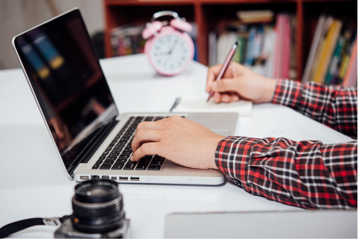 Laptop Terbaik untuk Mahasiswa: Multitasking Kencang dengan Harga Masuk Akal