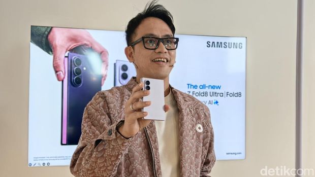 Galaxy Z Fold8 & Fold8 Ultra: Ponsel Lipat yang Ingin Membentuk Tren