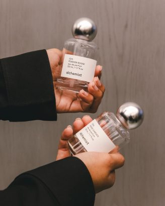 10 Parfum Lokal Tahan Lama dengan Aroma Premium dan Harga Ramah Kantong