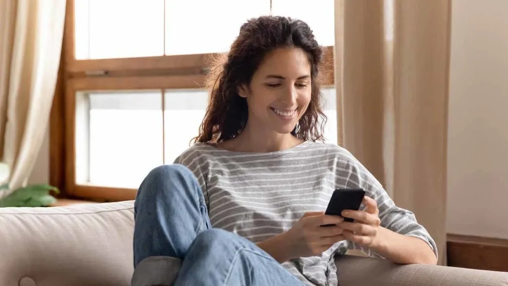 Galaxy A27 vs A37: Mana Ponsel Mid-Range yang Lebih Tepat untuk Kamu?