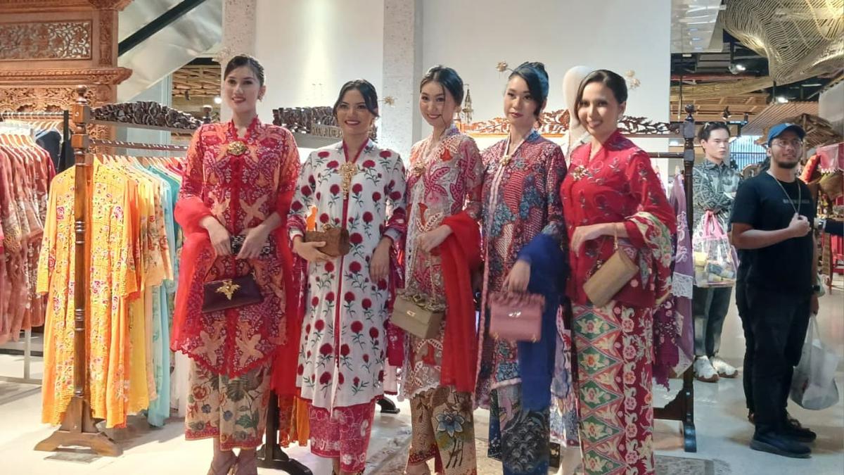 Panduan Lengkap Memilih Makeup yang Serasi dengan Kebaya