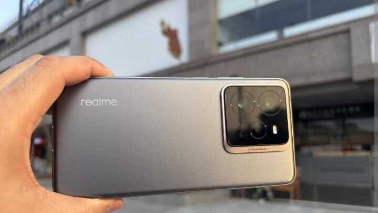 iQOO 15R vs Realme GT 7: Flagship Killer Terbaik untuk Performa dan Gaming
