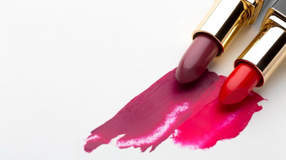 Lipstik Tahan Lama Transferproof: Panduan Memilih Formula Terbaik