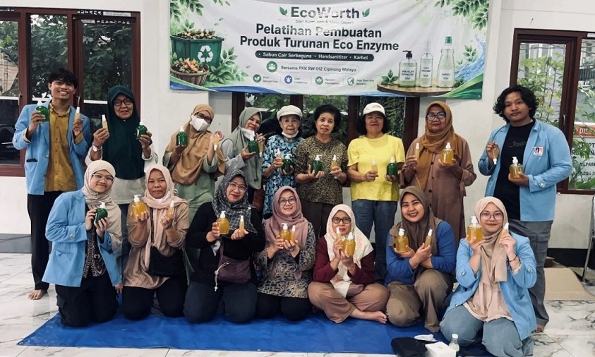 Ubah Minyak Jelantah Jadi Sabun Cuci Tangan Ramah Lingkungan