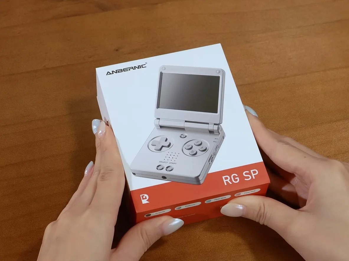 Performa Handheld Gaming: MSI Claw 8 EX AI+, AYANEO Next II, dan Anbernic RG SP