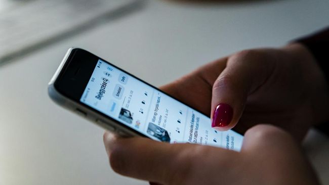 5 Strategi Praktis Mengurangi Screen Time dan Mengatasi Kecanduan Gadget