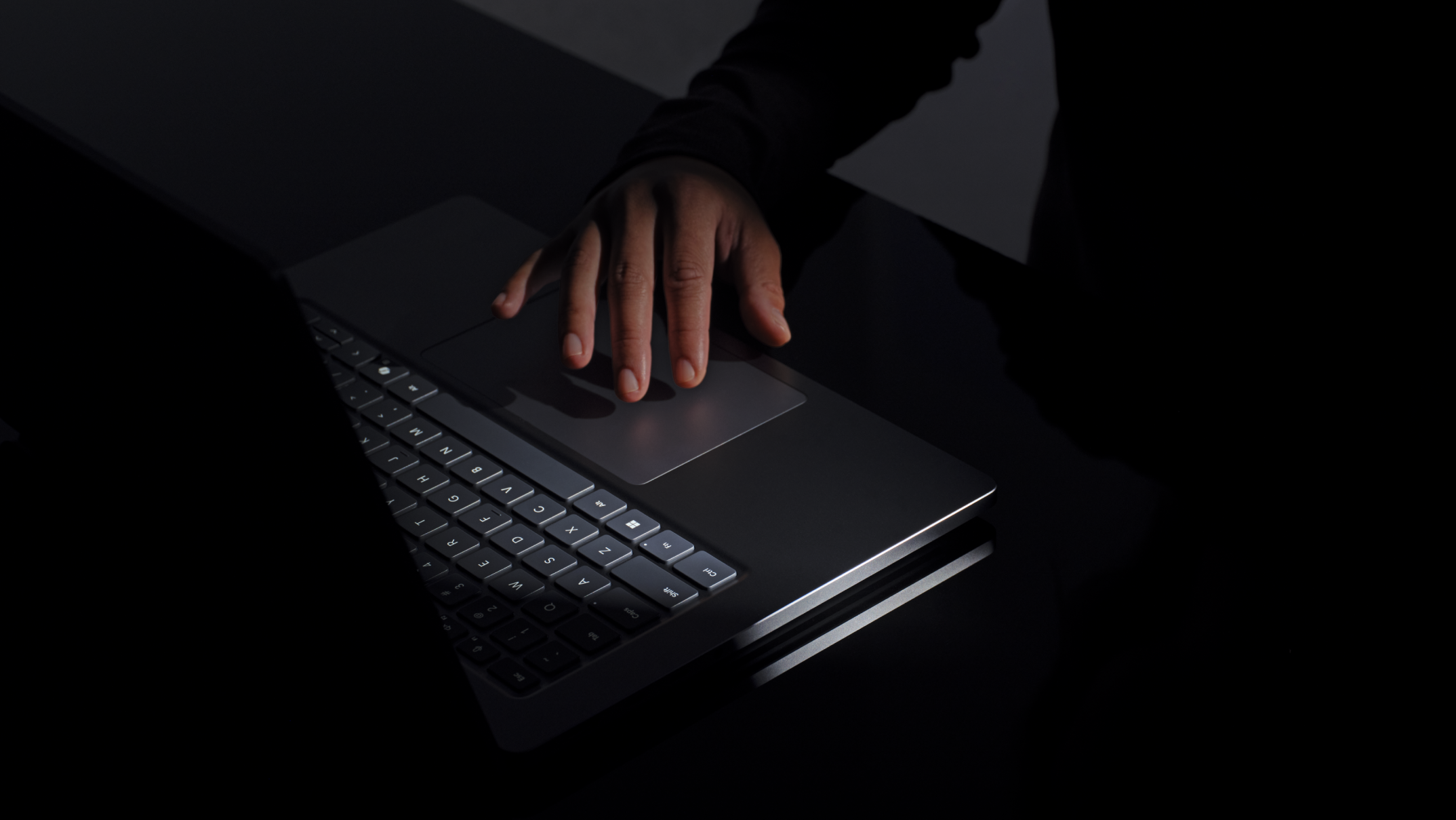 Surface Laptop Ultra RTX Spark: Spesifikasi Gahar, Driver Keteteran