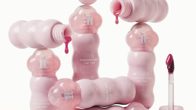 12 Produk Makeup Terbaru Juli: Tahan Lama dan Penuh Warna