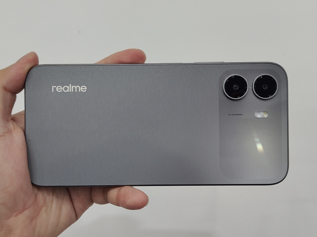Realme P4 Series: Ponsel Baterai Jumbo Mana Paling Worth It?
