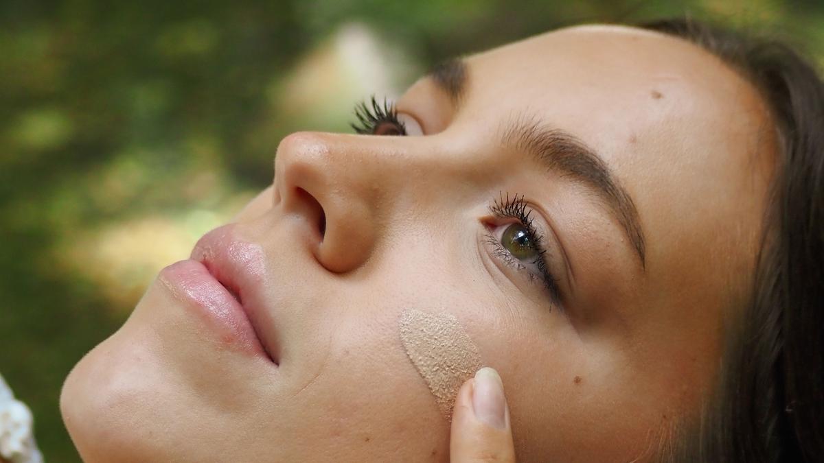 Panduan Lengkap Memilih Tinted Moisturizer untuk Makeup Natural Ringan