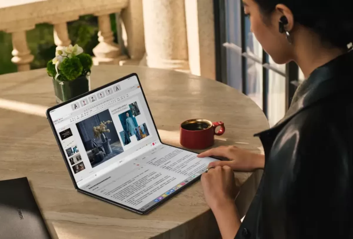 Huawei MateBook Fold: Layar Lipat Penuh Menuju Era PC Mobile Baru